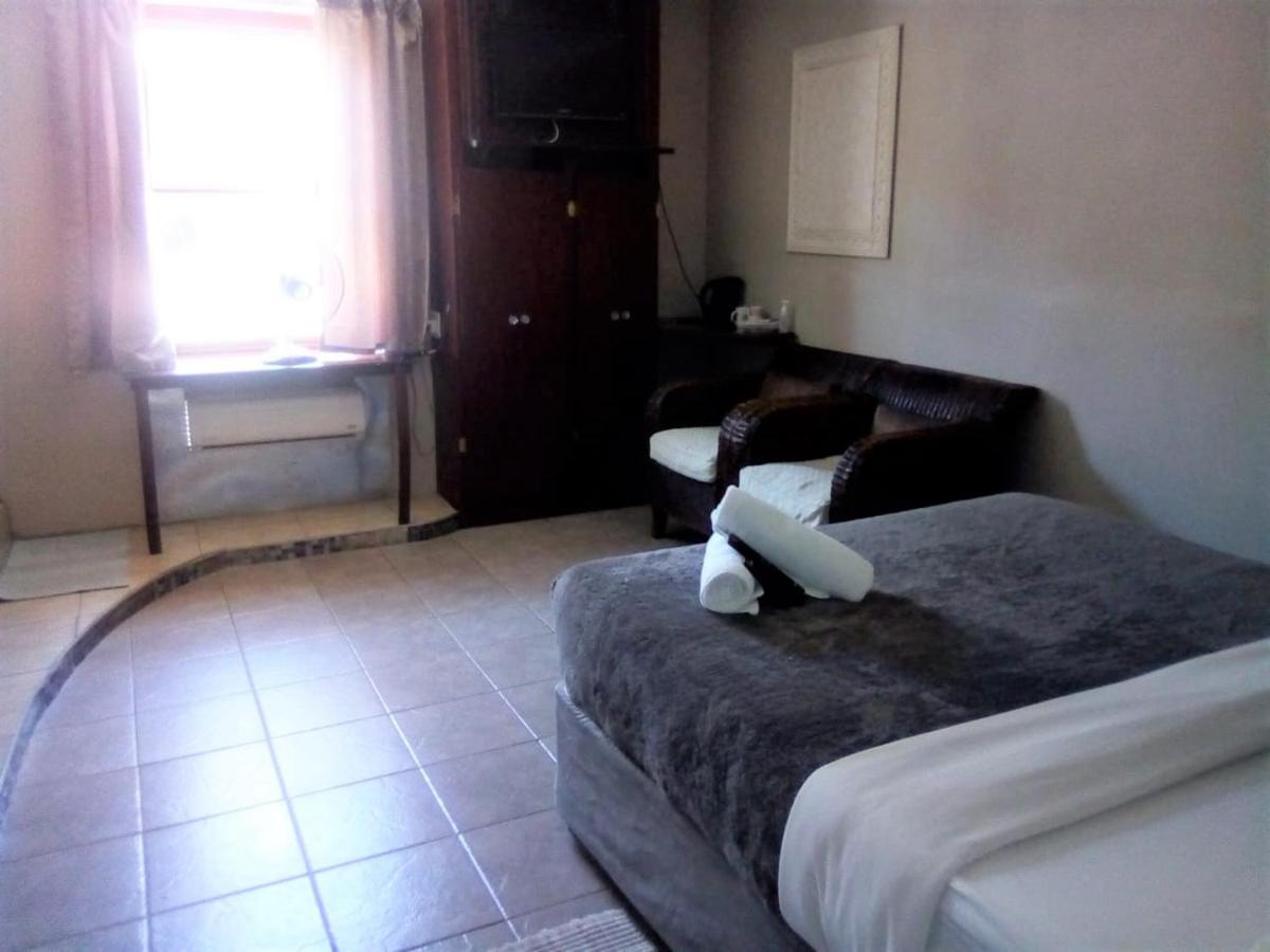 Bread And Barrel Guesthouse Bellville Cape Town Dış mekan fotoğraf